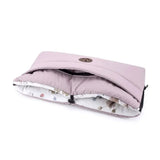 Makaszka pirštinės ant vežimo